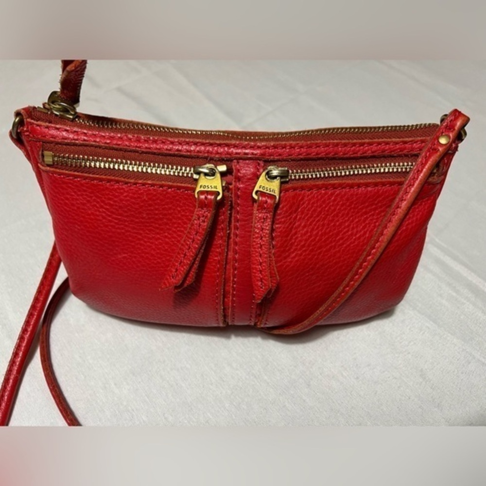 Fossil Erin leather crossbody bag, red